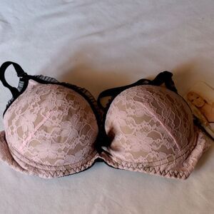 SHIRLEY OF Hollywood padded underwire lace bra size 36